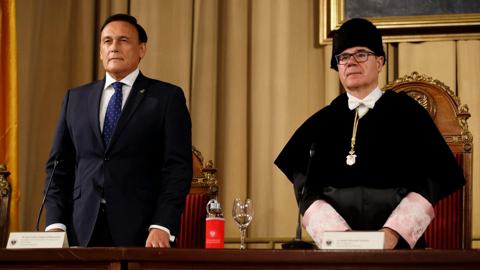 El consejero José  Carlos Villamandos y el rector de la UGR, Pedro  Mercado | Imagen de archivo
