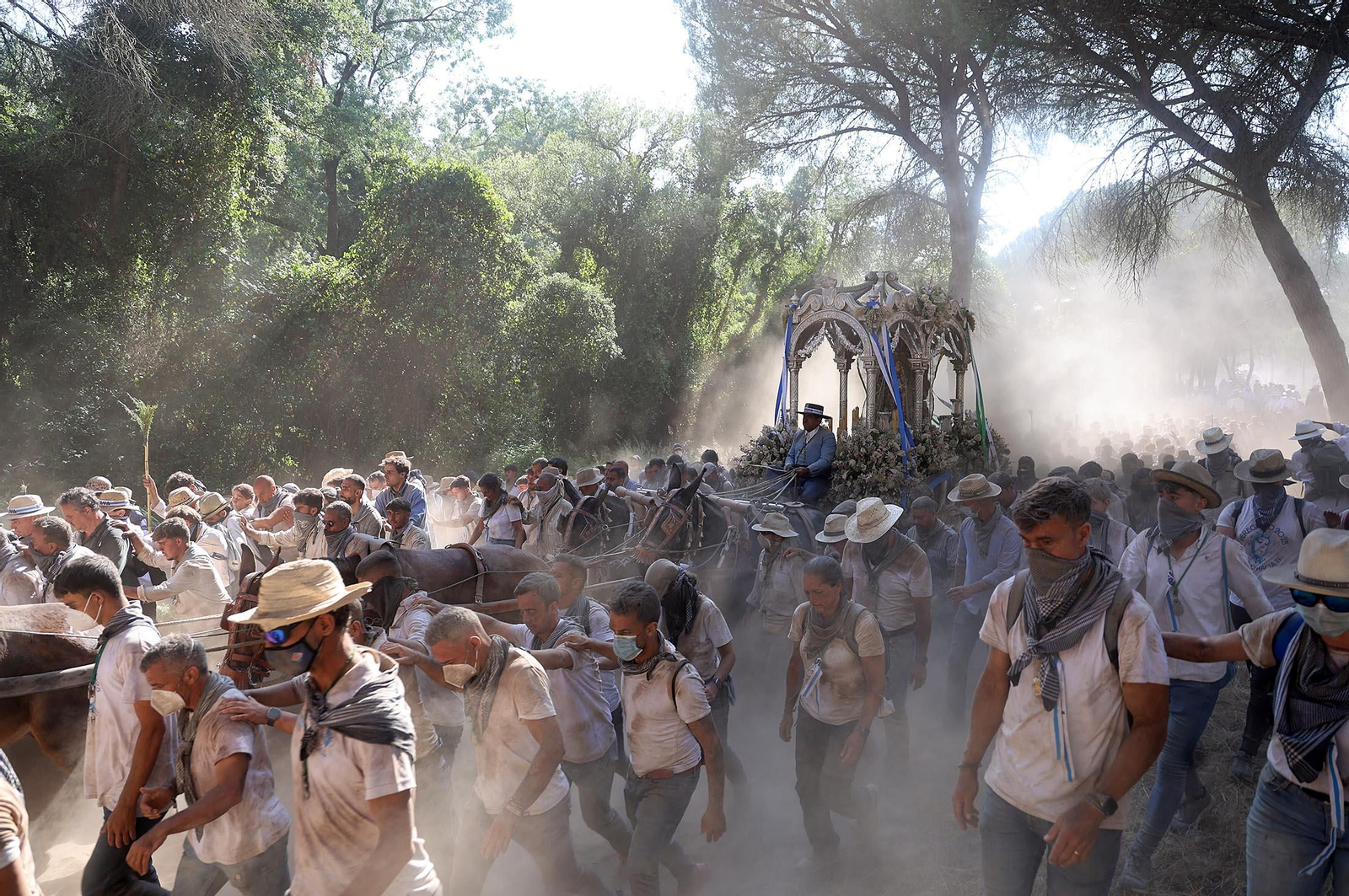 Rocío 2025: Imágenes del Camino de la Hermandad del Rocío de Huelva