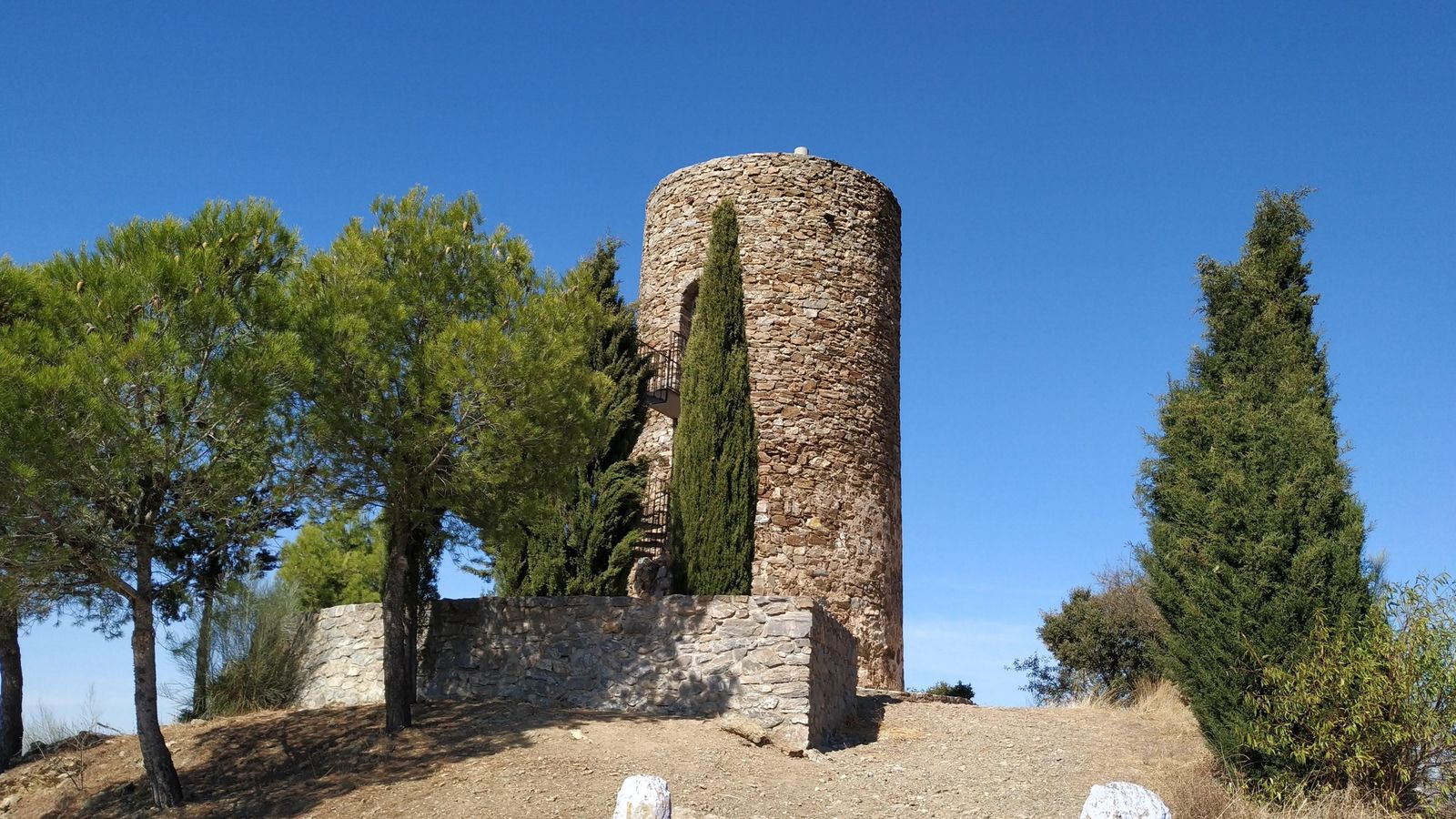 La Torre Zambra es la meta y el inicio para conocer Casabermeja.