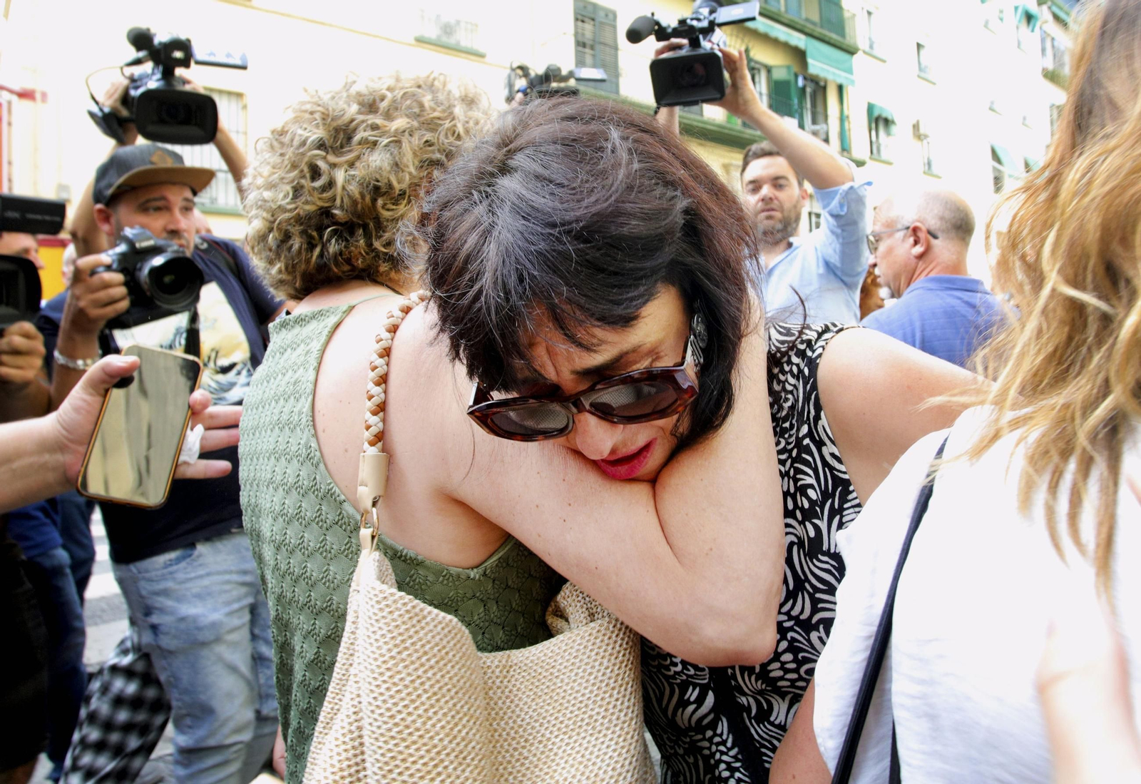 Juana Rivas llega al Punto de Encuentro.