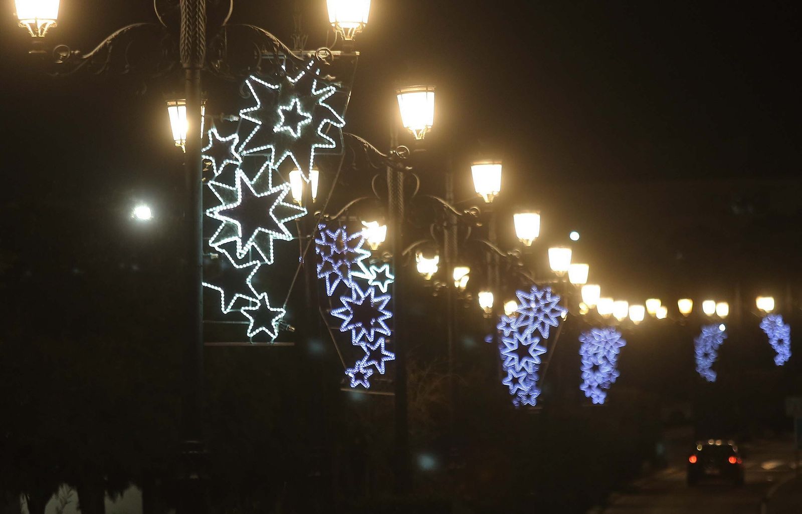 El alumbrado navideño de Los Barrios, en imágenes