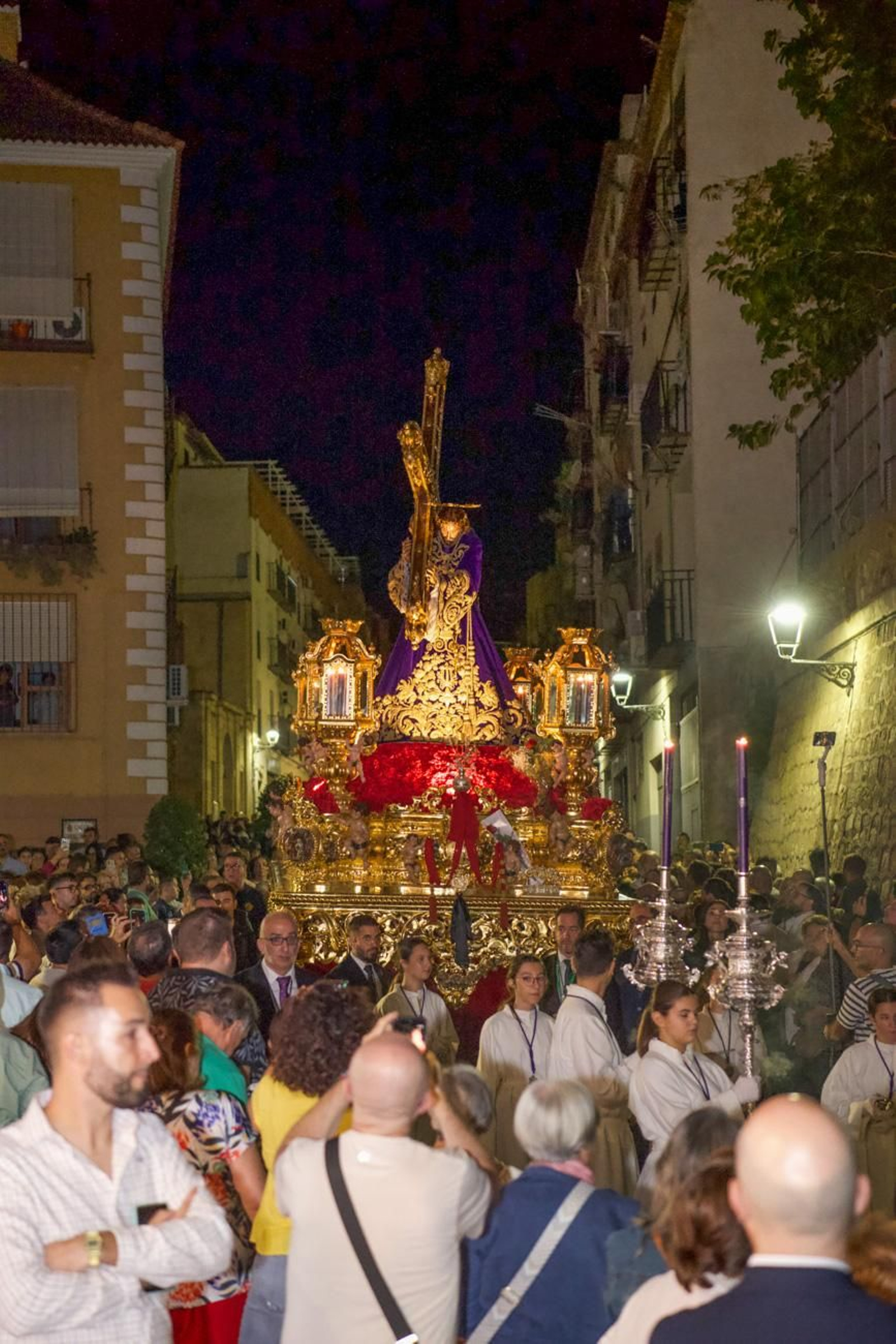 El Abuelo abre el camino de la histórica Magna en Jaén