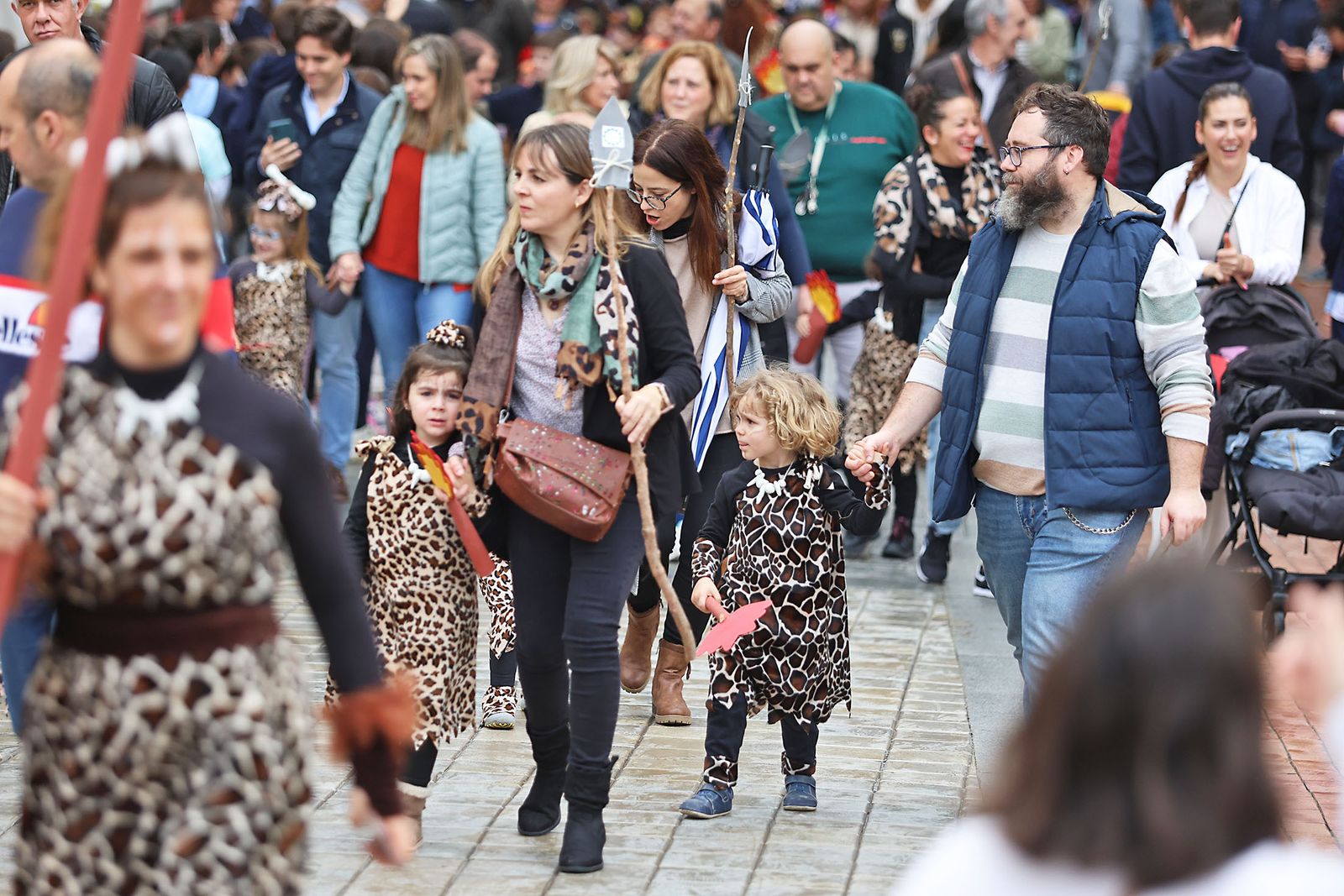 Imágenes del desfile “Un paseo por la historia”  de los niños del colegio Funcadia de Huelva