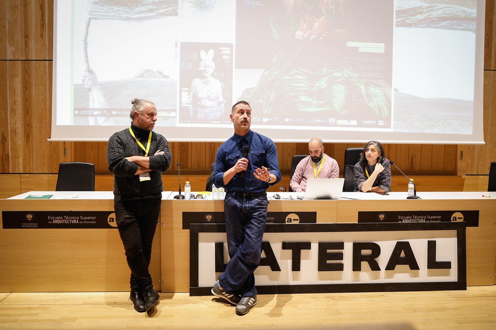 Ángel García Roldán y Fernándo Bayona durante la presentación en Lateral.