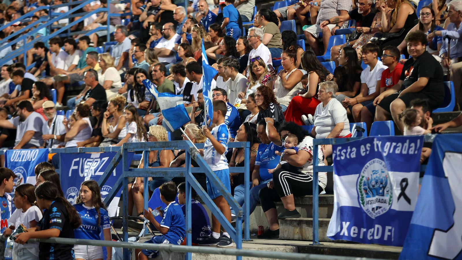 Búscate en el Trofeo de la Copa y la Venencia entre el Jerez Industrial y el Xerez DFC