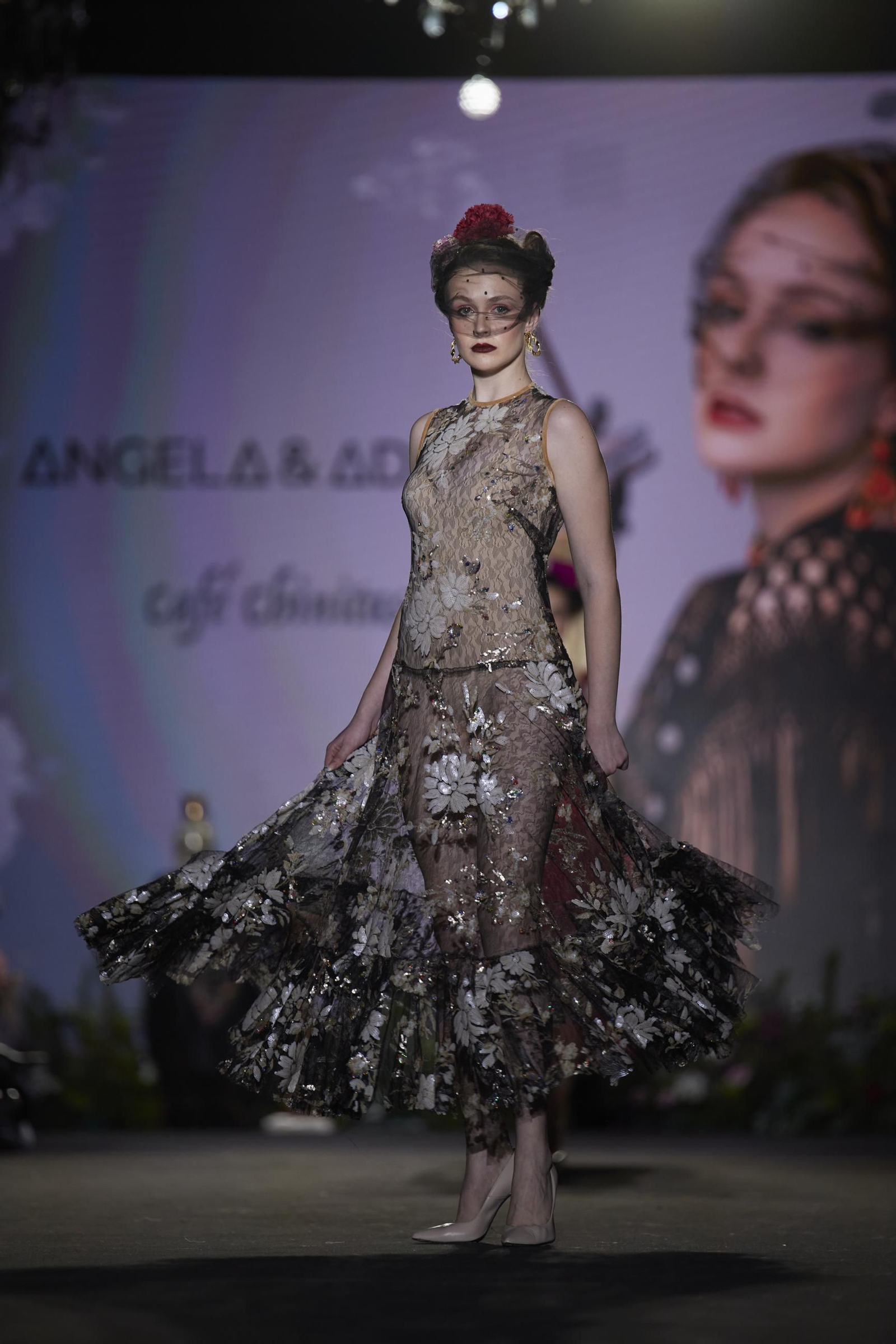 El desfile de Ángela y Adela en We Love Flamenco 2025, todas las fotos