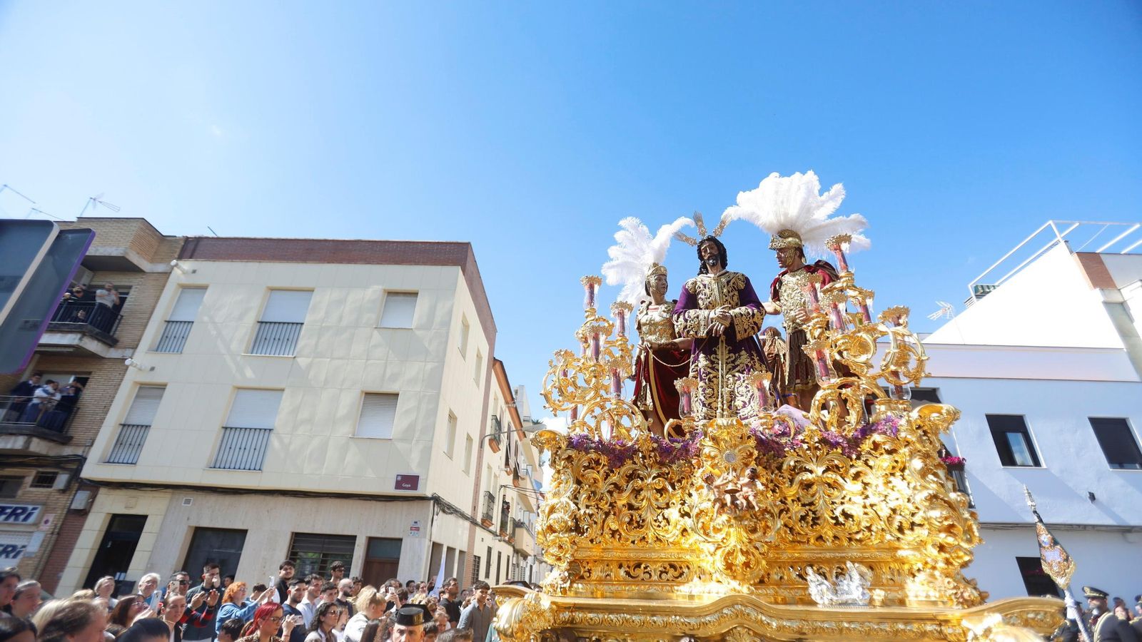 El Señor de la Redención, en el inicio de su estación de penitencia.