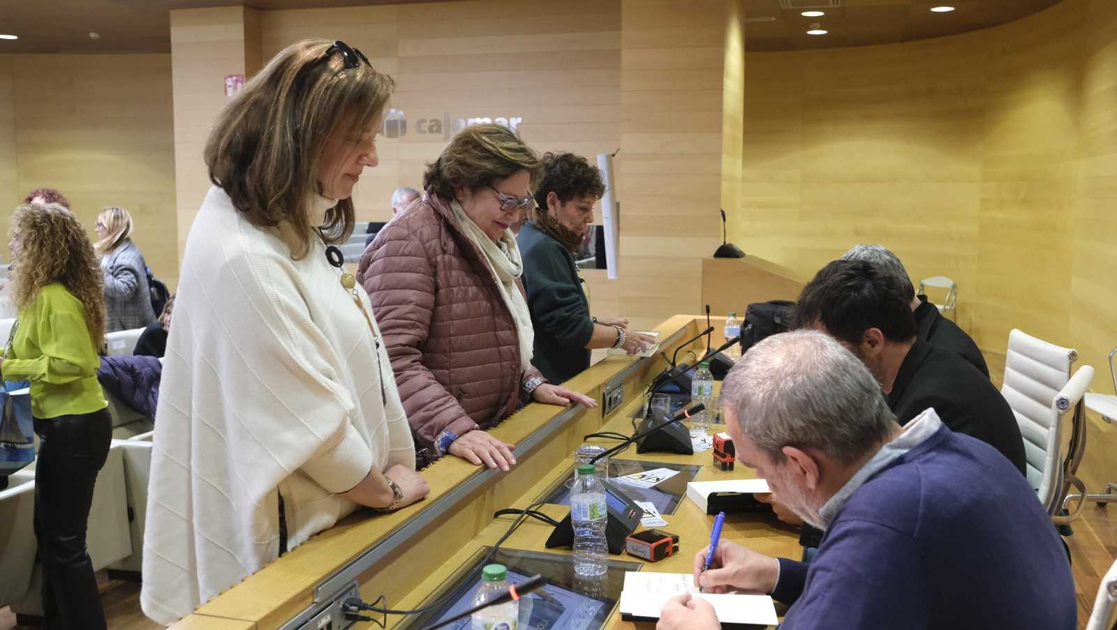 Imágenes de Diario de los Libros con Carmen Mola