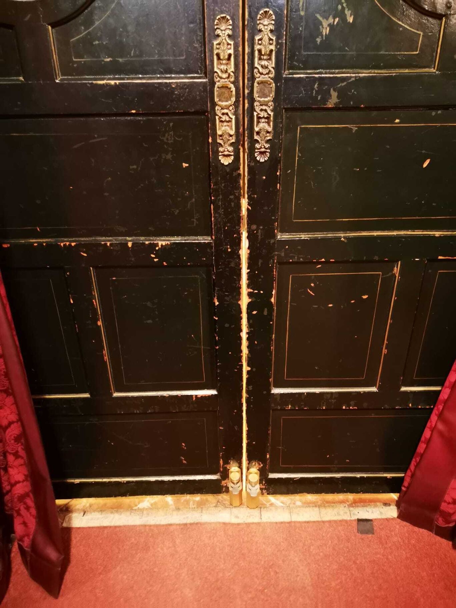 El deprorable estado del teatro Lope de Vega.