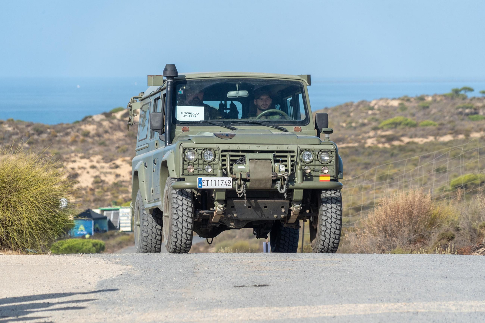 Las espectaculares imágenes del `Atlas 25´, ensayo militar contra drones en Huelva