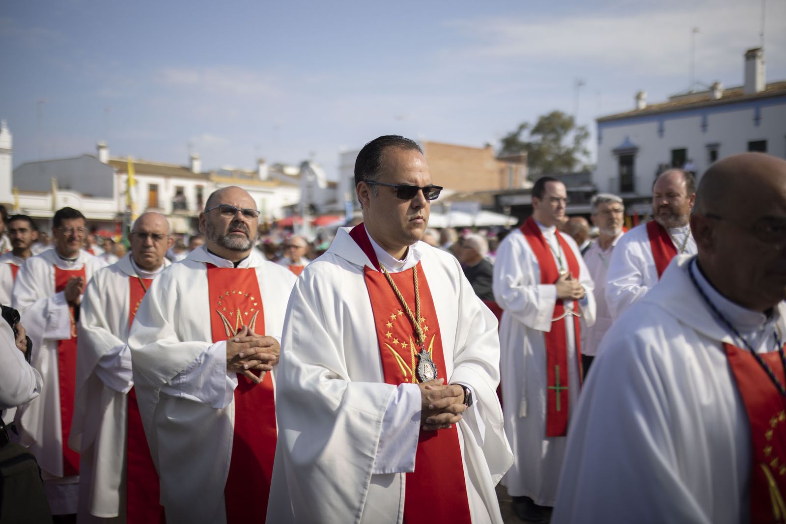 El Rocio 2023: Imágenes de la misa Pontifical del Domingo de Pentecostés