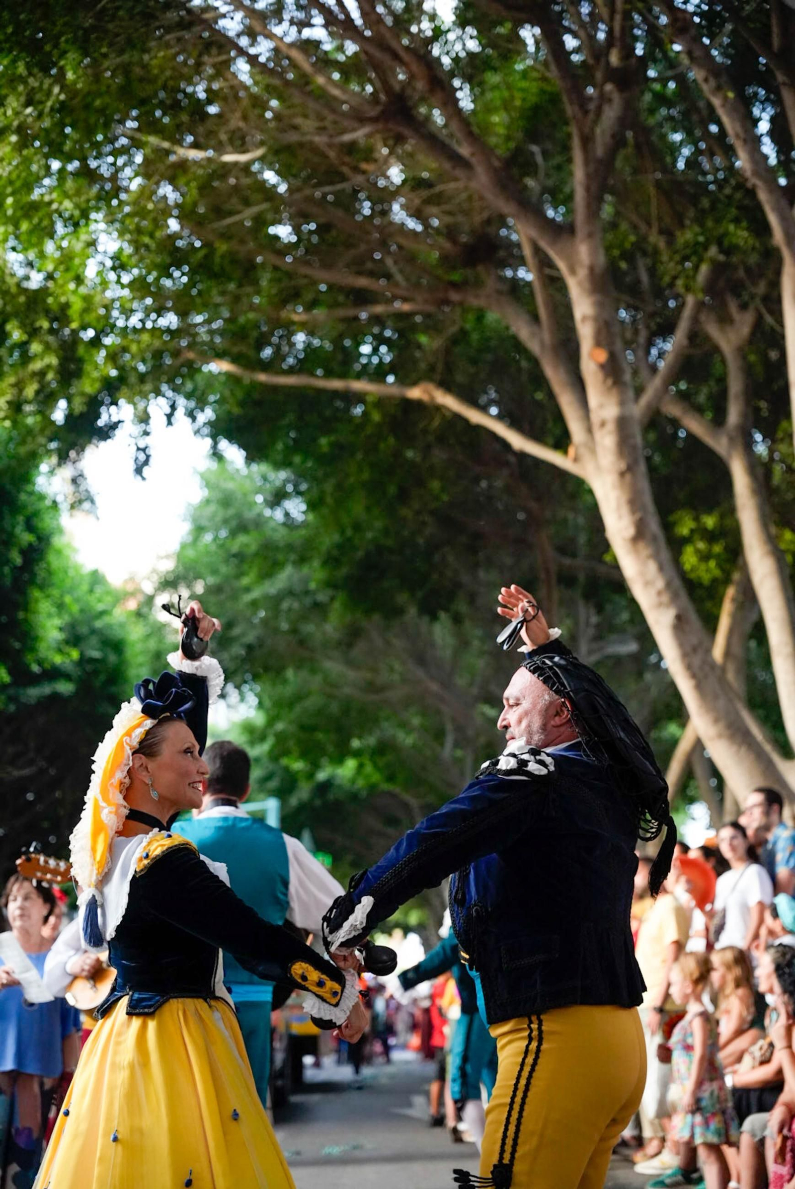 Así se ha vivido la Batalla de Flores en la Feria de Almería