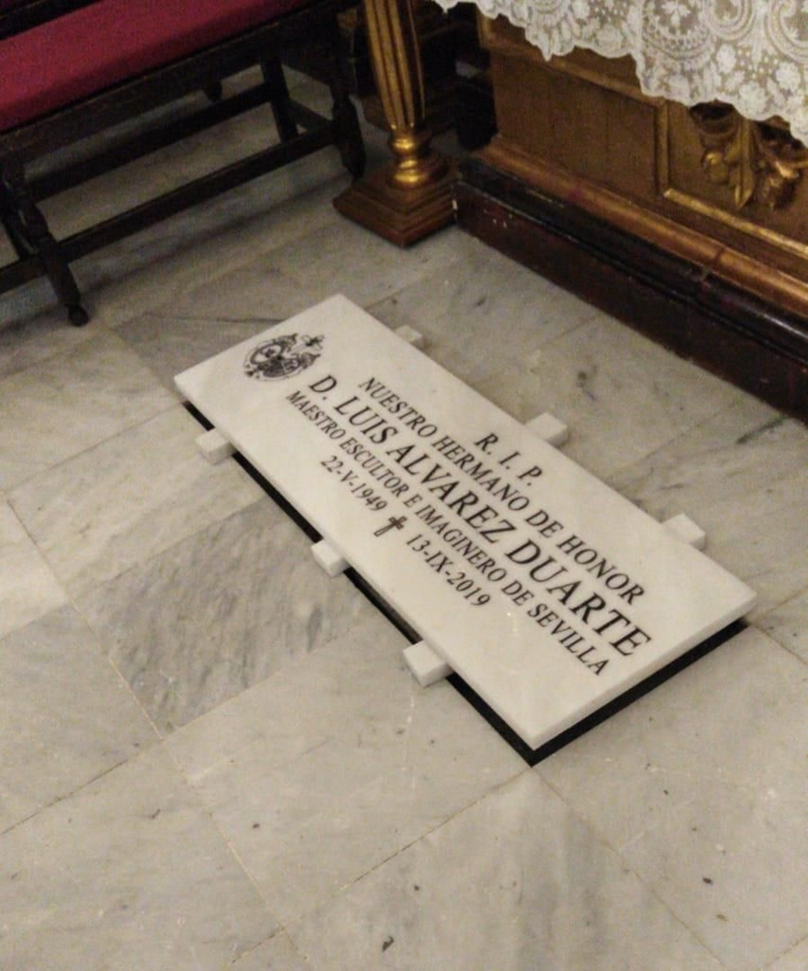 A los pies de Guadalupe