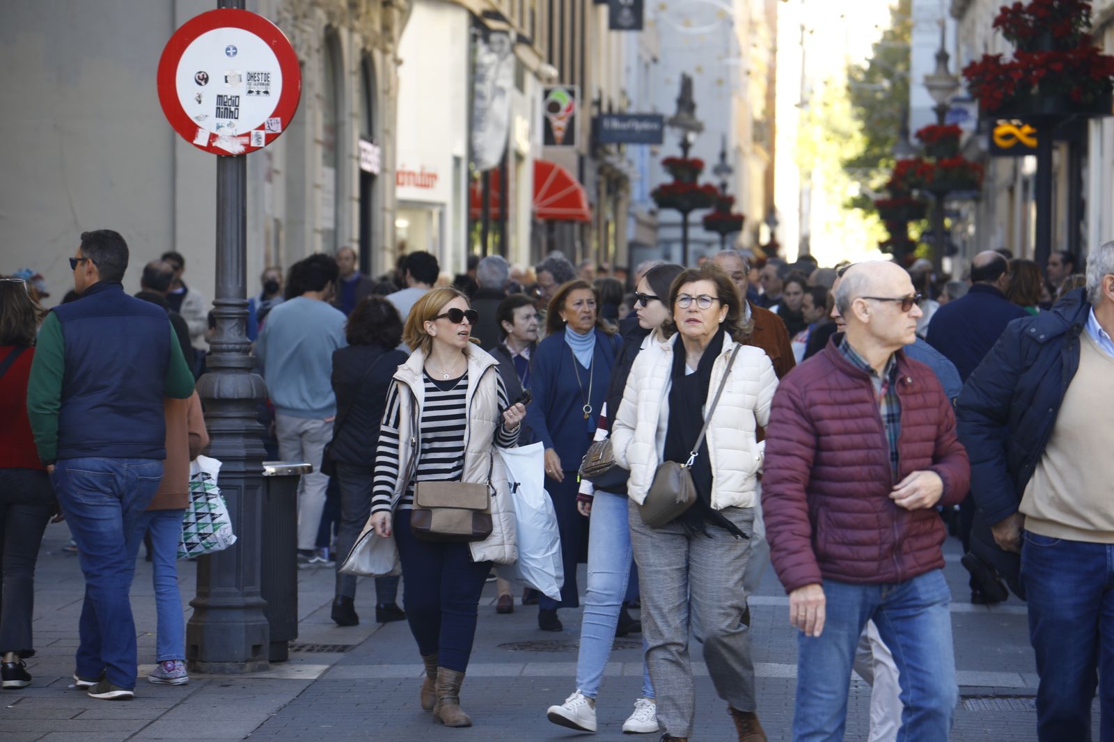 El ambientazo en el Centro de Córdoba para aprovechar el festivo navideño, en imágenes