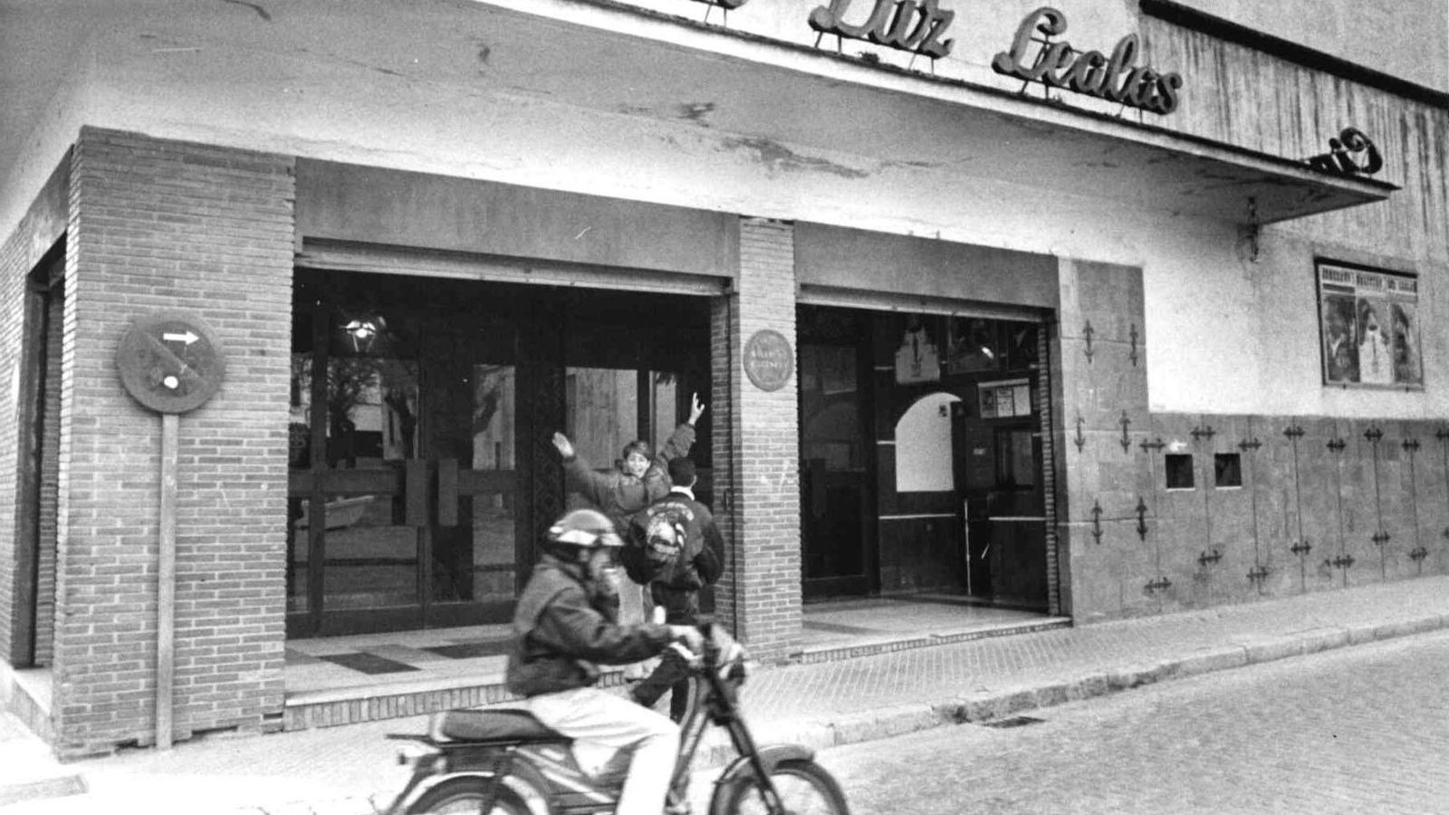Imagen del Cine Luz Lealas.