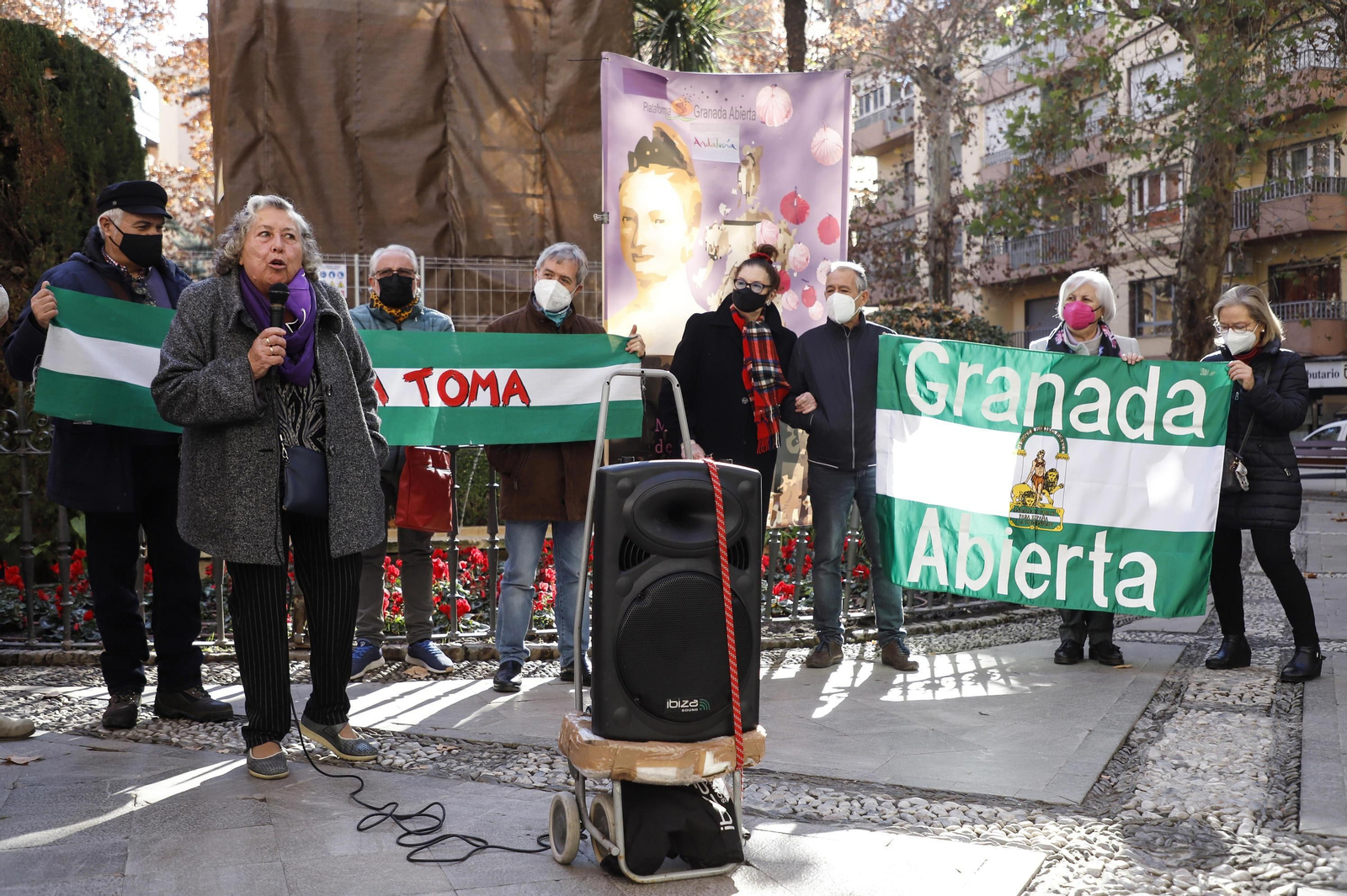 Granada Abierta celebra su acto alternativo a la Toma en honor a la Mariana