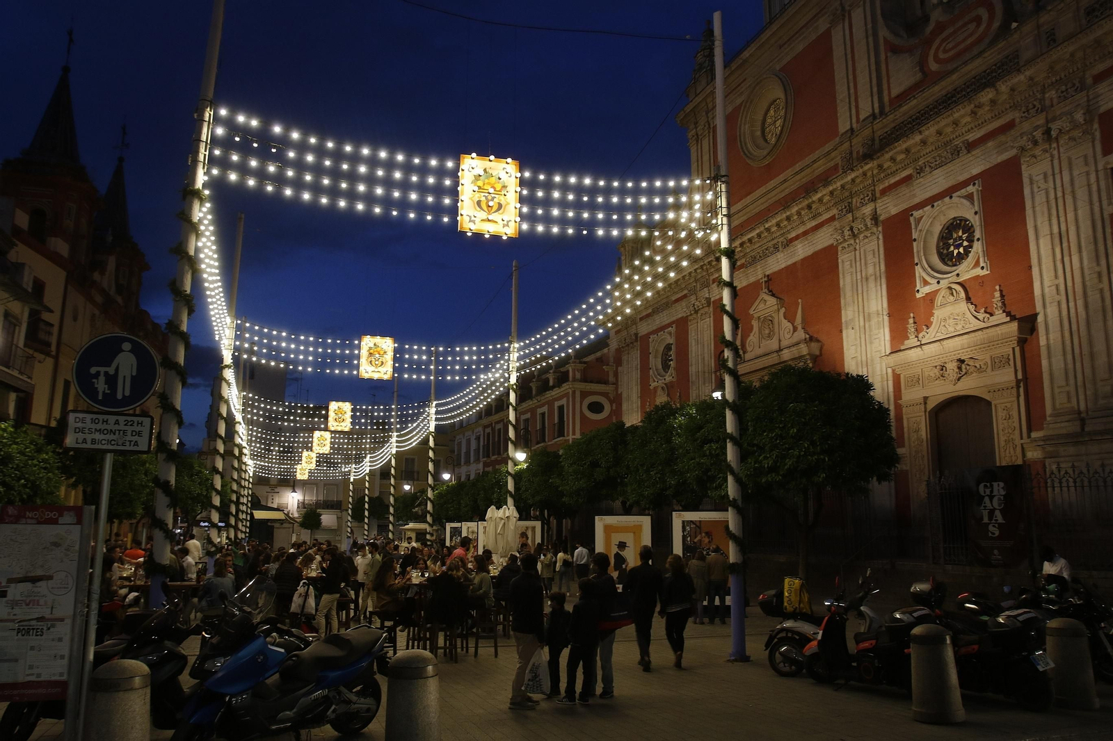 Alumbrado de Feria en San Francisco y el Salvador