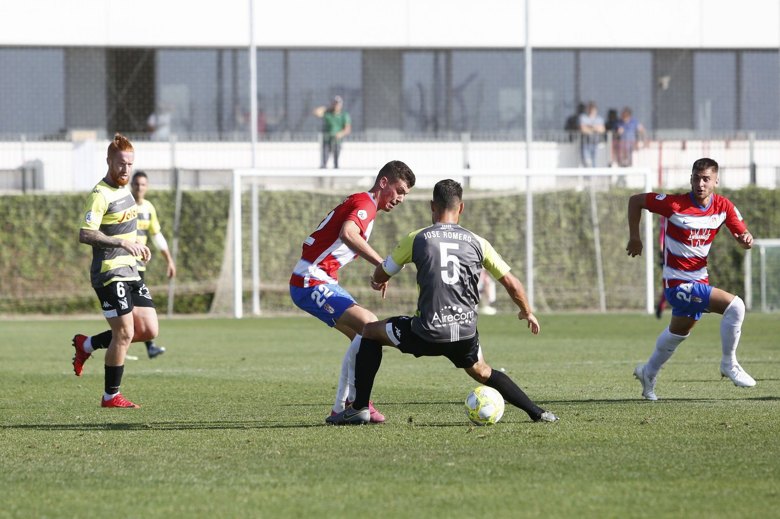 Adri Butzke dejó destellos de calidad y marcó el gol de la victoria