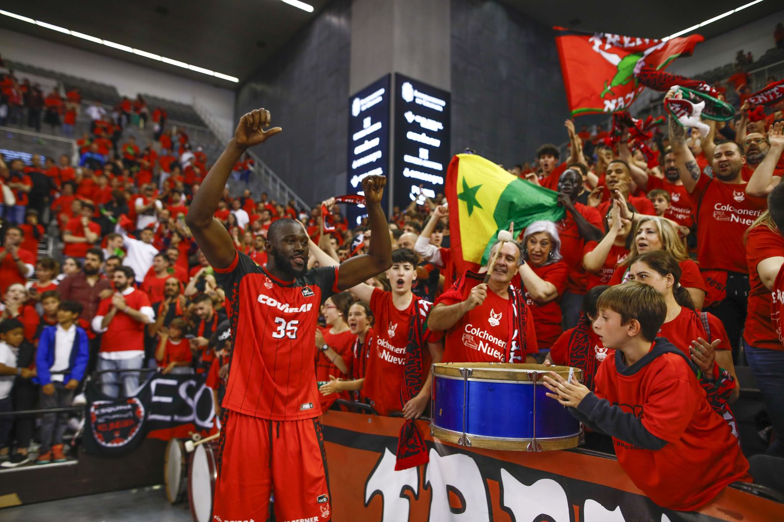 La afición alentando al equipo la pasada temporada