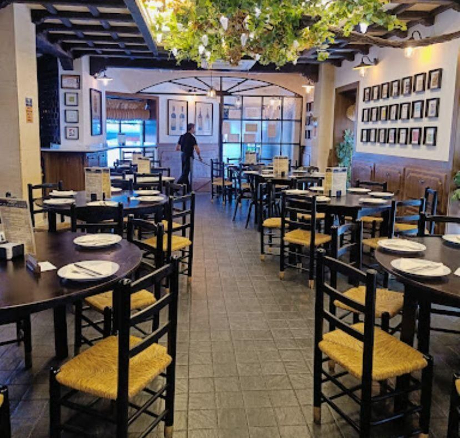 Taberna Jerez Dónde celebrar la comida de Navidad con compañeros de trabajo, familia o amigos en Jerez