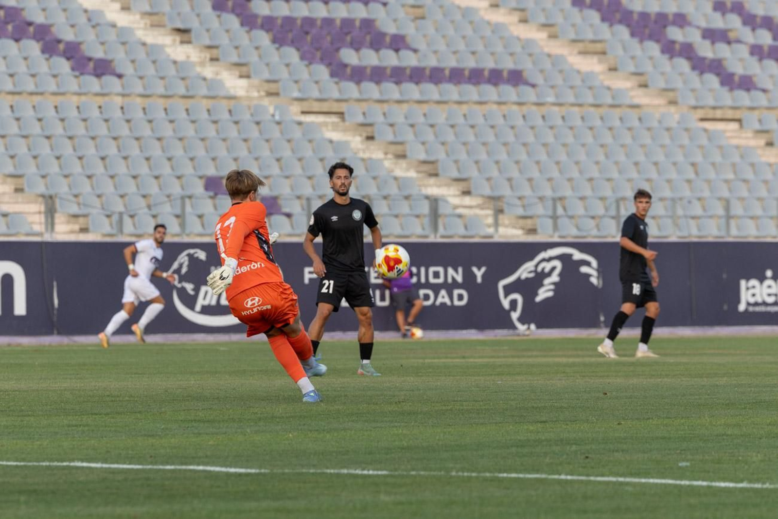 El amistoso Real Jaén - Juventud de Torremolinos