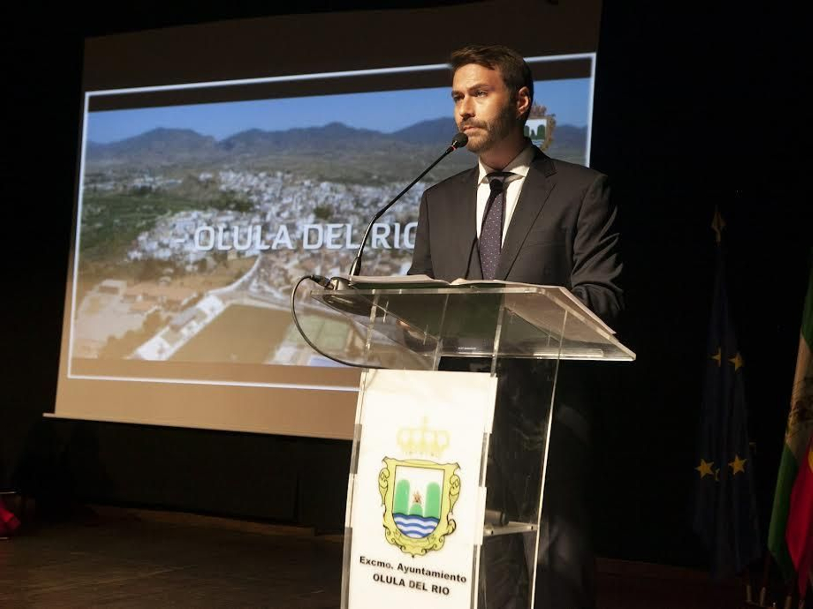 El pregonero de este año ha sido Franciso González Bellido, delegado territorial de Igualdad Social, y 'cebolleo' de pro