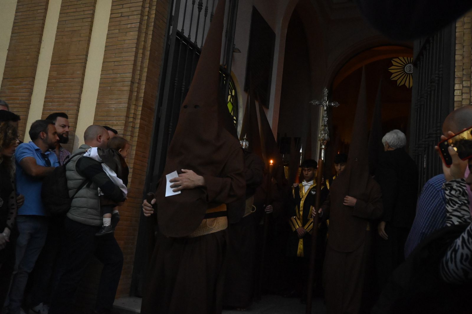 Lunes Santo: Calvario en Huelva, en imágenes