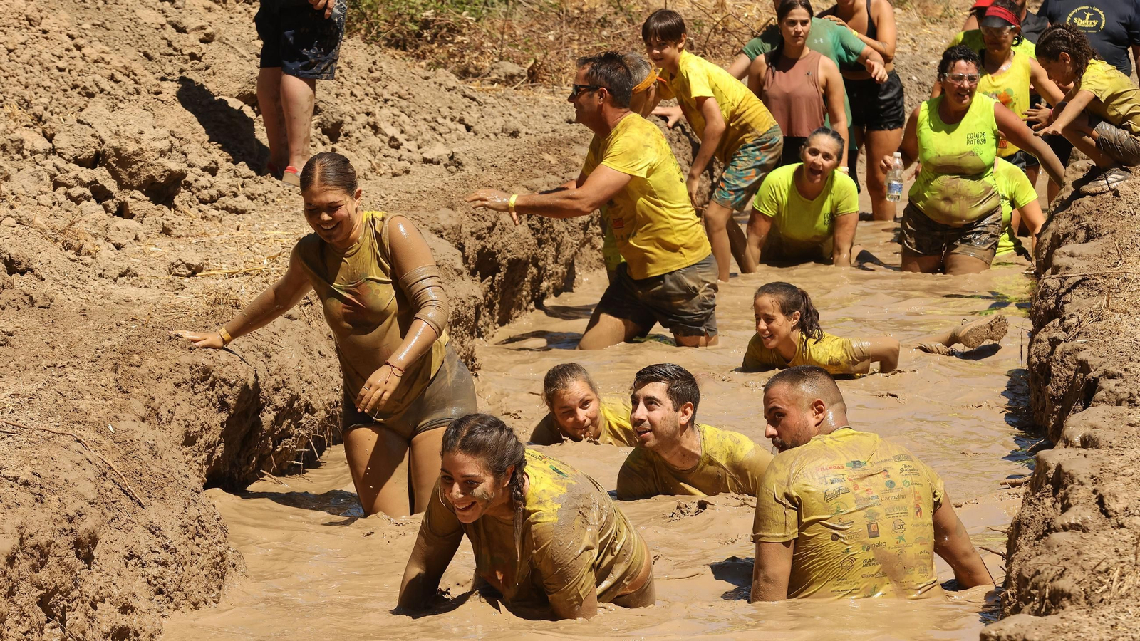 Búscate en la VII Carrera del Barro en La Barca