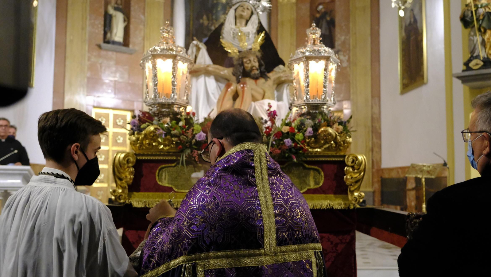 Imágenes del Via Crucis