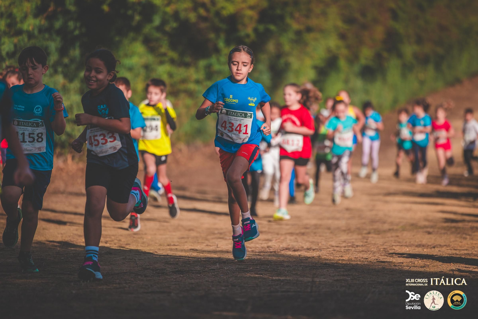 Búscate en las fotos del Cross de Itálica 2025 | 9