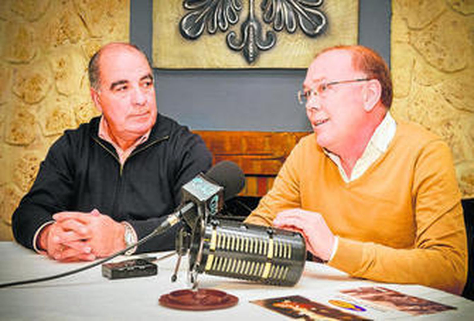 Joaquín Domínguez y Francisco Cantero, de Laboratorios Quifar, durante la comparecencia de ayer.