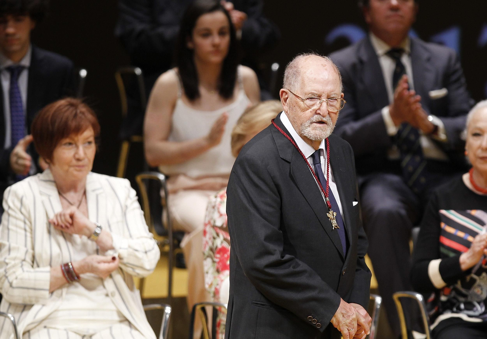 La entrega de las medallas de Sevilla, en imágenes