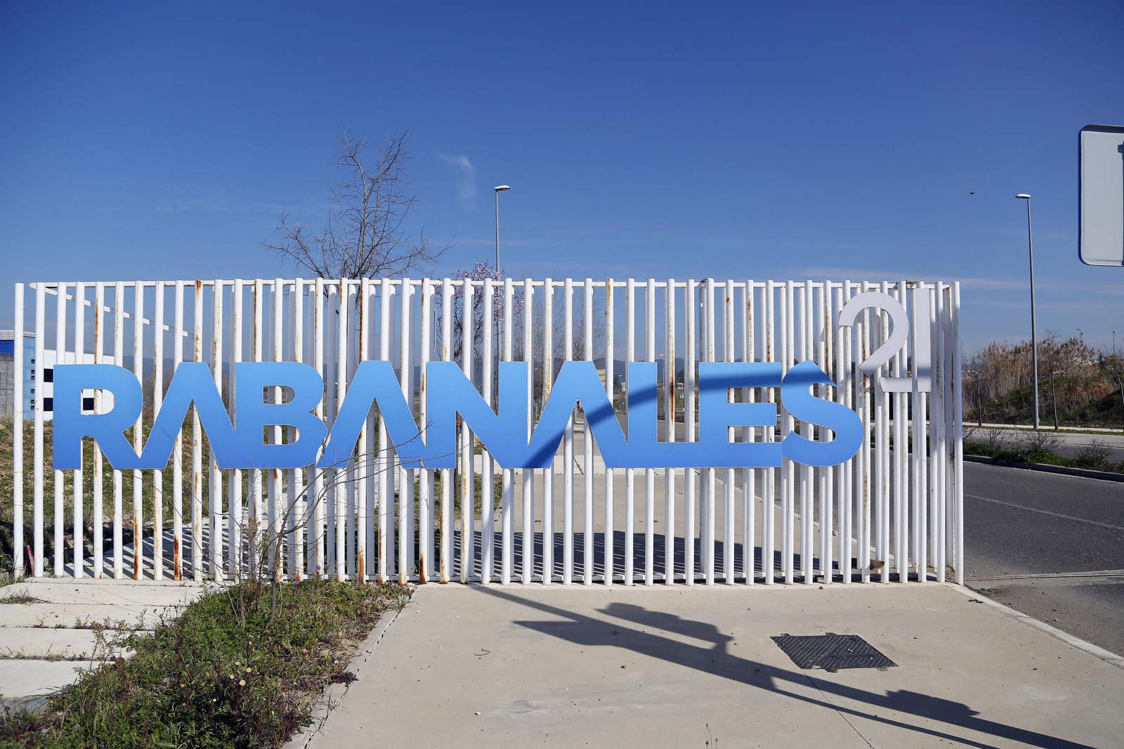 Entrada al parque tecnológico Rabanales 21