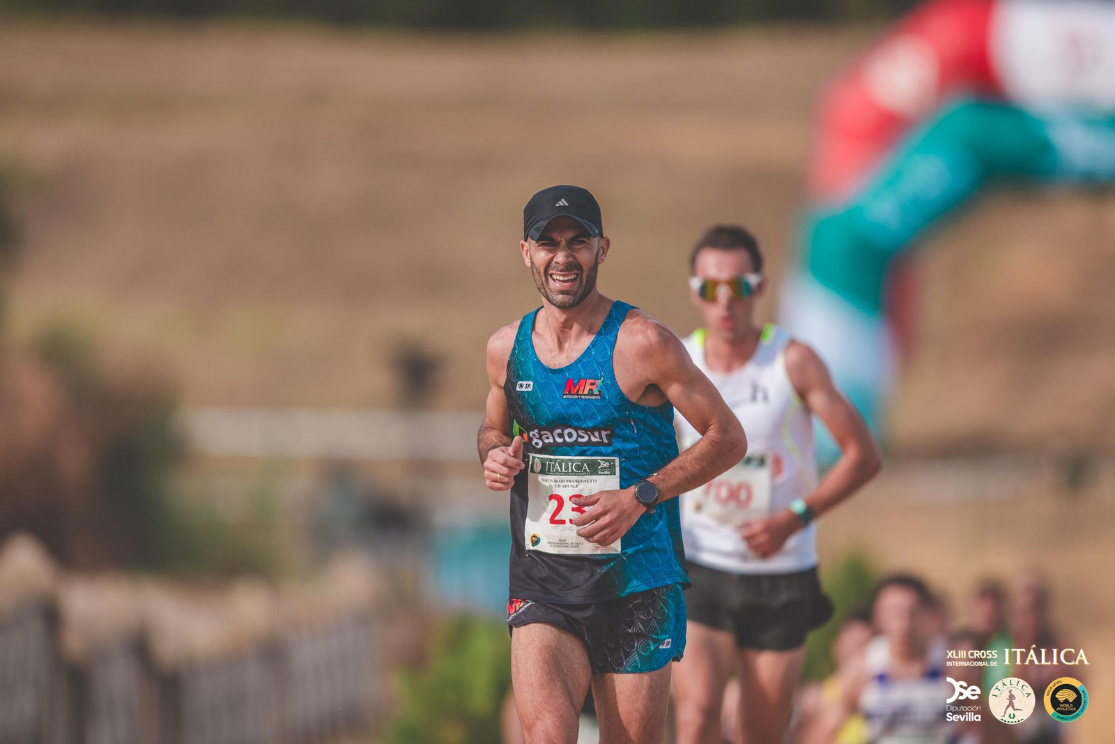 Búscate en las fotos del Cross de Itálica 2025 | 2