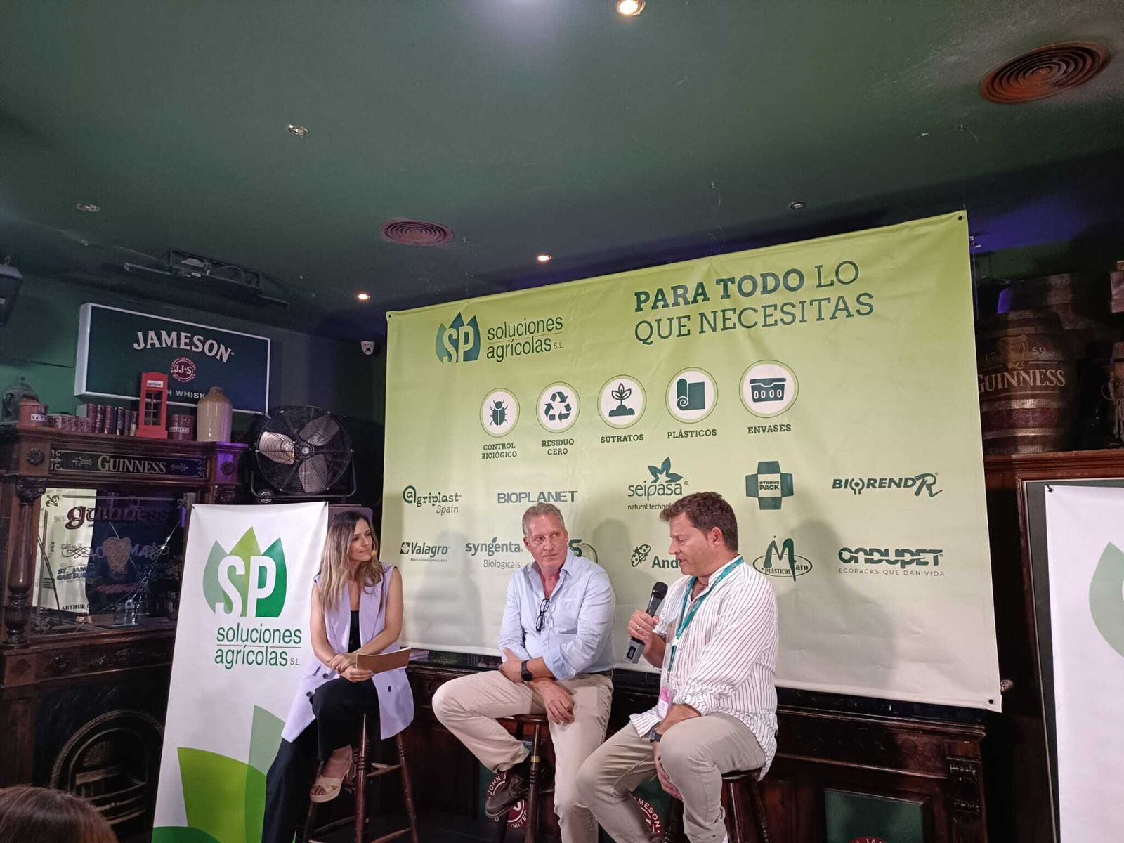 SP Soluciones Agrícolas cierra la campaña con un divertido encuentro entre empresarios del sector