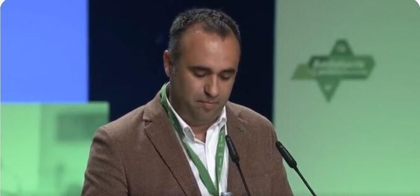 "No podemos permitir que vuelvan los 'frankestein' y los 'aquelarres": Así ha arrancado el Congreso Regional del PP el presidente de Granada