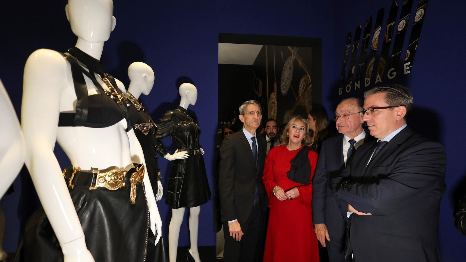 La inauguración de la exposición de Versace en Málaga, en imágenes