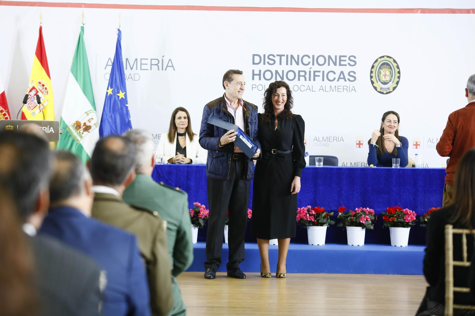 Las imágenes del acto institucional de la Policía Local de Almería con motivo de la festividad de su patrón, San Esteban