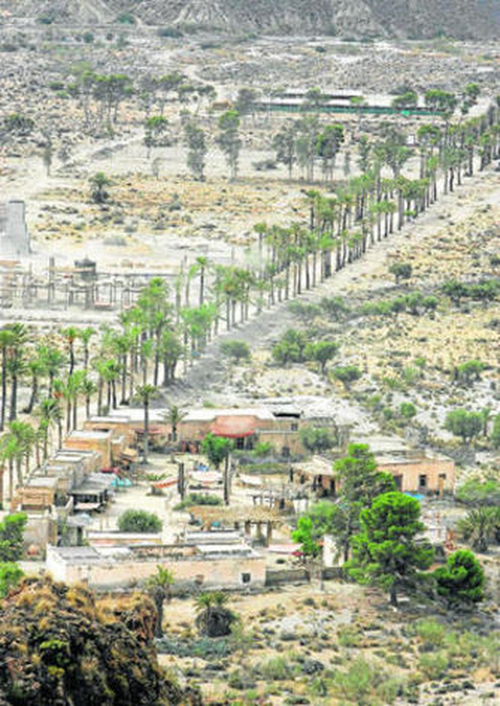 Decorados del paraje El Chorrillo donde esta semana se desarrolla el rodaje.