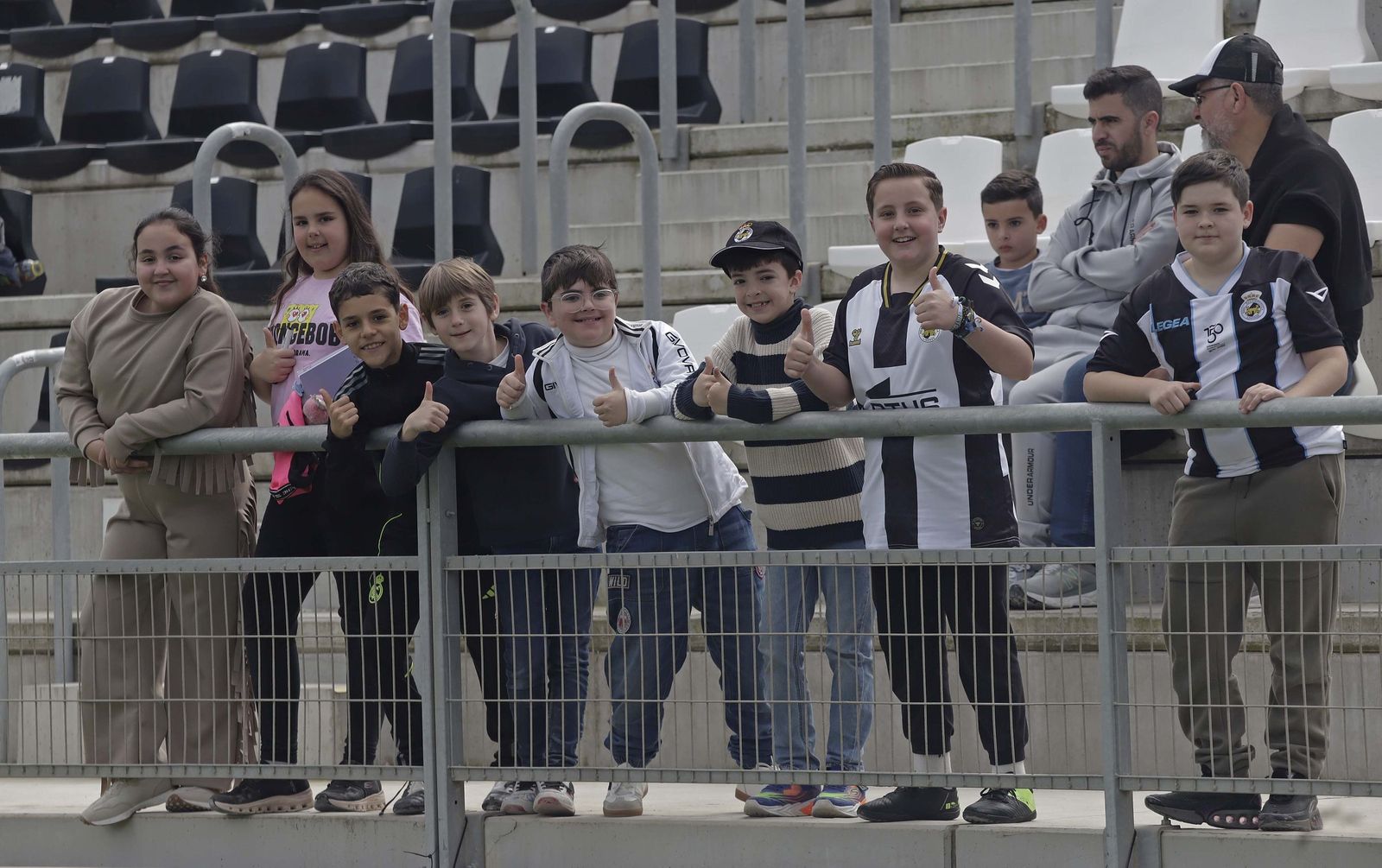 Búscate en el Ciudad de La Línea durante el Balona - Atlético Onubense de Tercera Federación