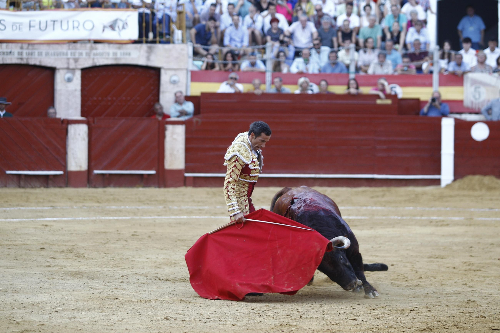 Las mejores imágenes de los toreros Fortes, Juan Ortega y David de Miranda en la Feria de Almería 2025