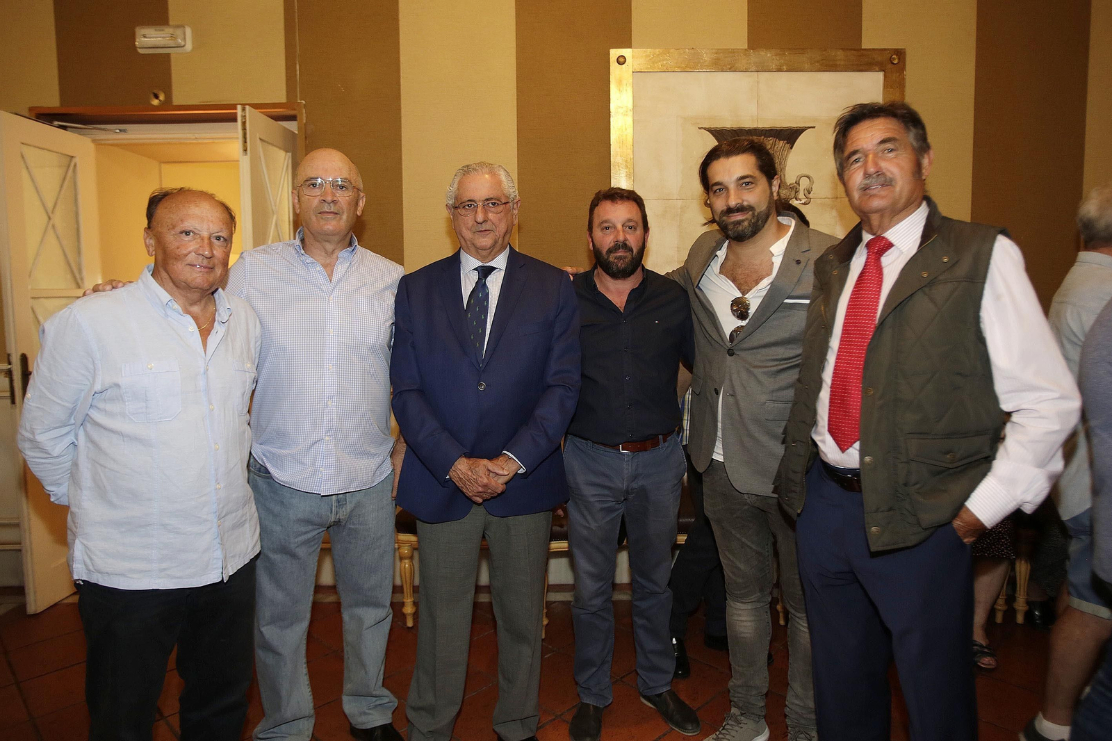 La sociedad gaditana respalda el acto de entrega del Premio Emilio López 2019