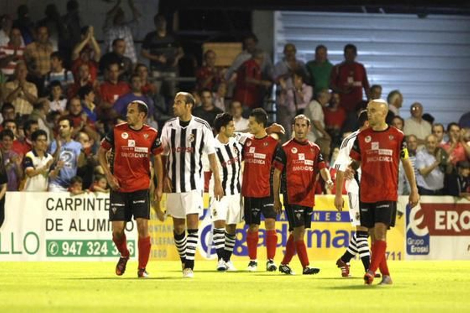 La Balona cae en su regreso a Miranda en un gran partido y queda fuera del torneo./Fotos:LOF

Foto: LOF
