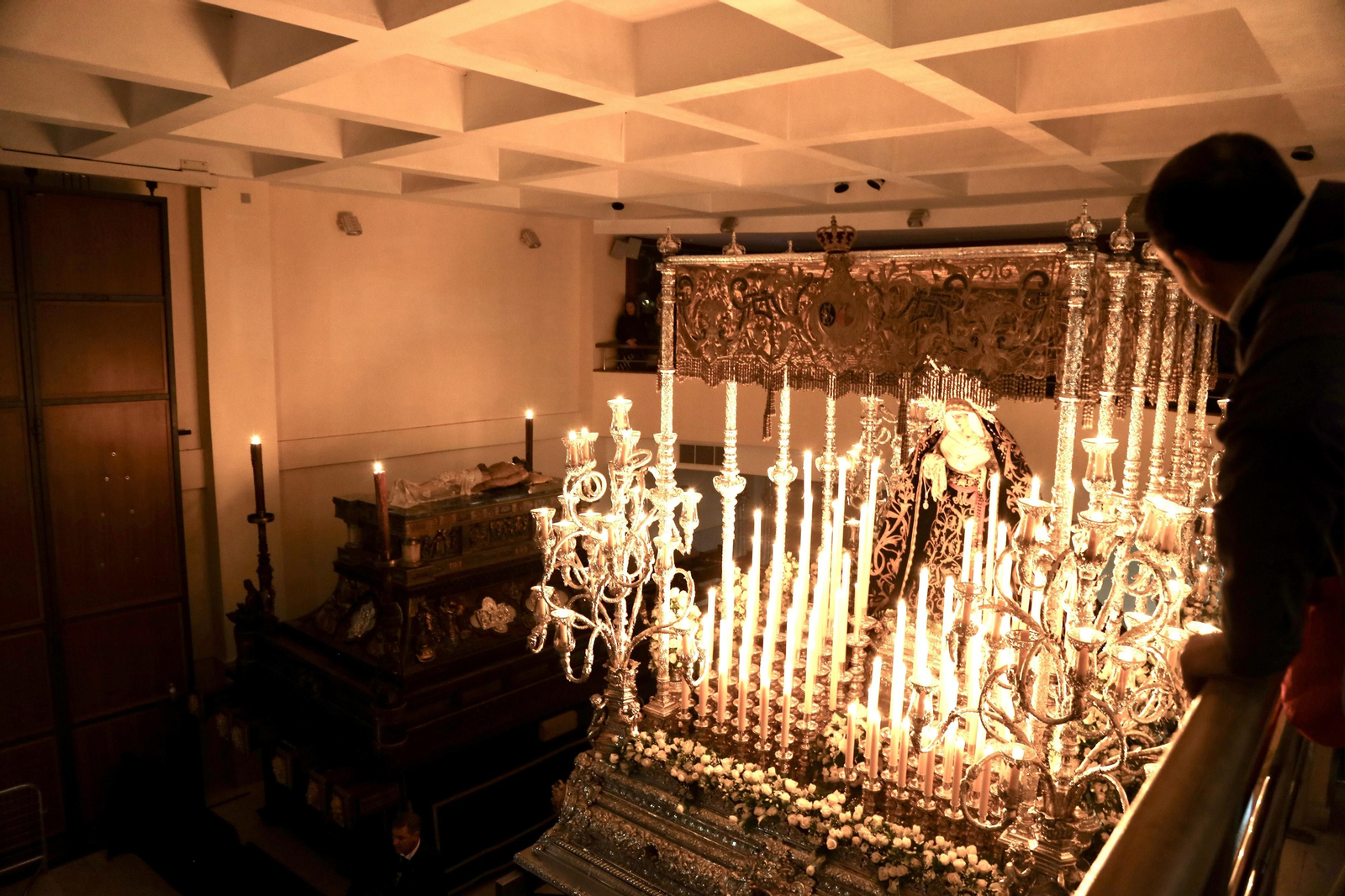 El Sepulcro en el Viernes Santo en Málaga El Sepulcro en el Viernes Santo en Málaga