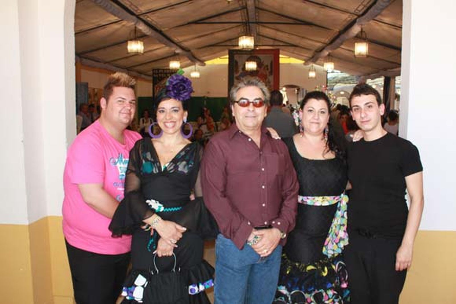 Profesores de las academias que han participado en el concurso de sevillanas, Miguel Villar, Araceli Arias y Carmen Morales.

Foto: Borja Benjumeda