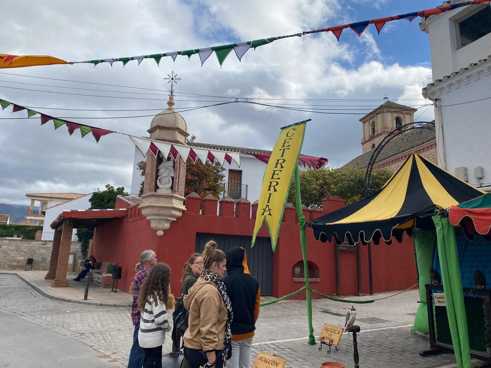 La Feria Medieval de Dílar, en imágenes que parecen de otra época