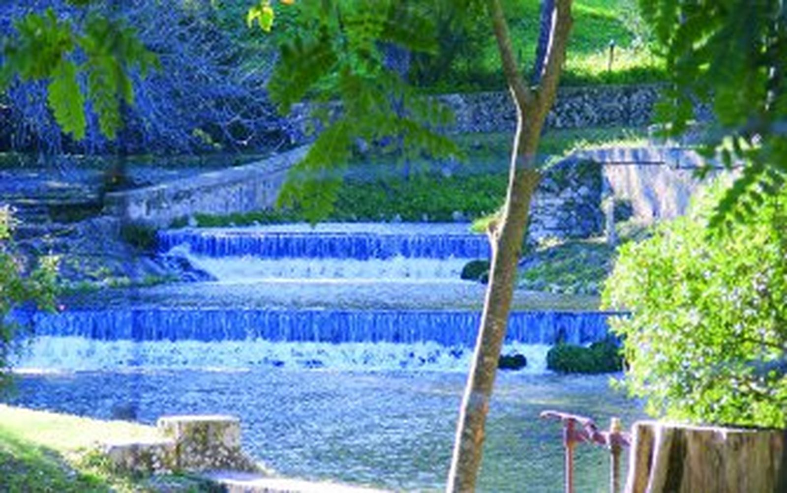 "Aqualia no va a ganar 350 millones de euros con el agua"