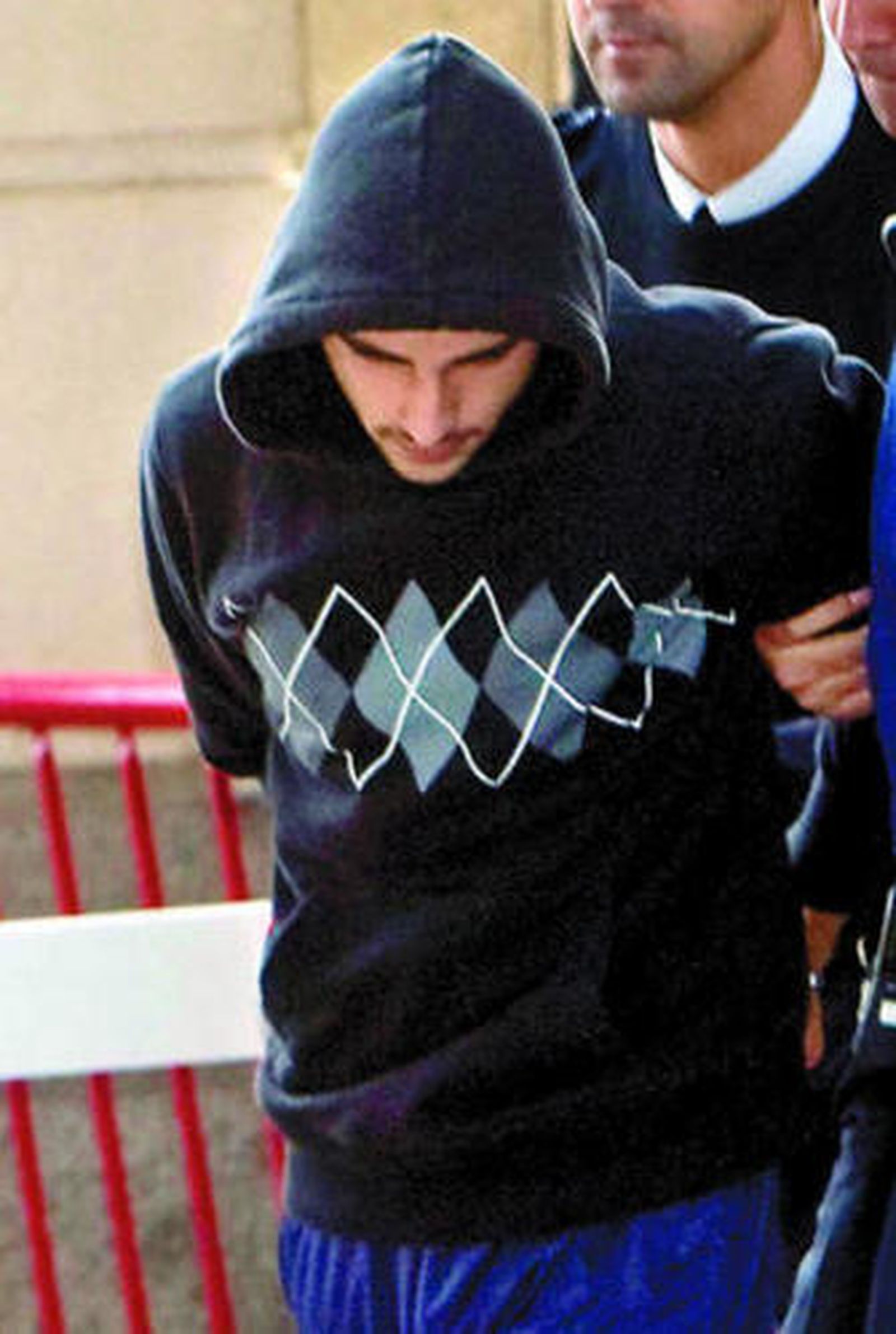 Miguel Carcaño, el principal imputado por el asesinato de Marta del Castillo, en los juzgados de Sevilla.