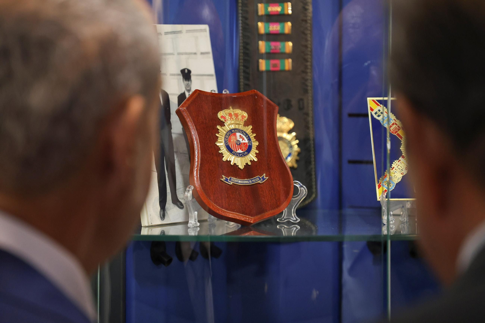 Una exposición recuerda los 200 años de historia de la Policía Nacional (fotos)