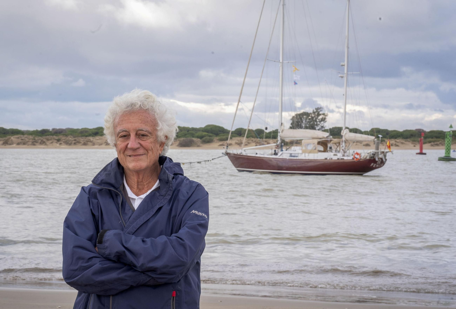 Pepe Solá, presidente de la asociación, capitán del El Fénix e impulsor del proyecto; antes de iniciar la ruta.